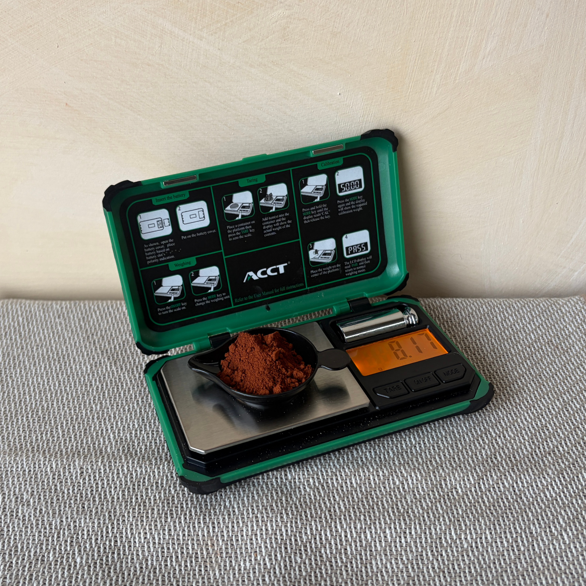 Pigment Precision Scale